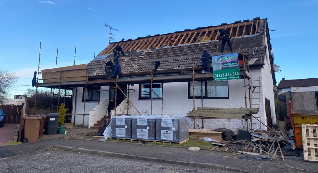 roofing contractor ayr